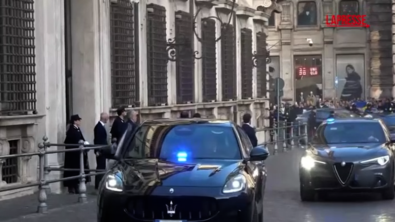 zelensky a roma il presidente ucraino arriva a palazzo chigi da Lapresse.it zelensky a roma il presidente ucraino arriva a palazzo chigi
