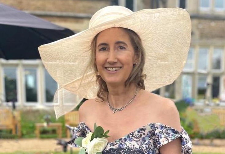 Sophie Kinsella, morta a 55 anni la scrittrice: era autrice della saga ‘I love shopping’