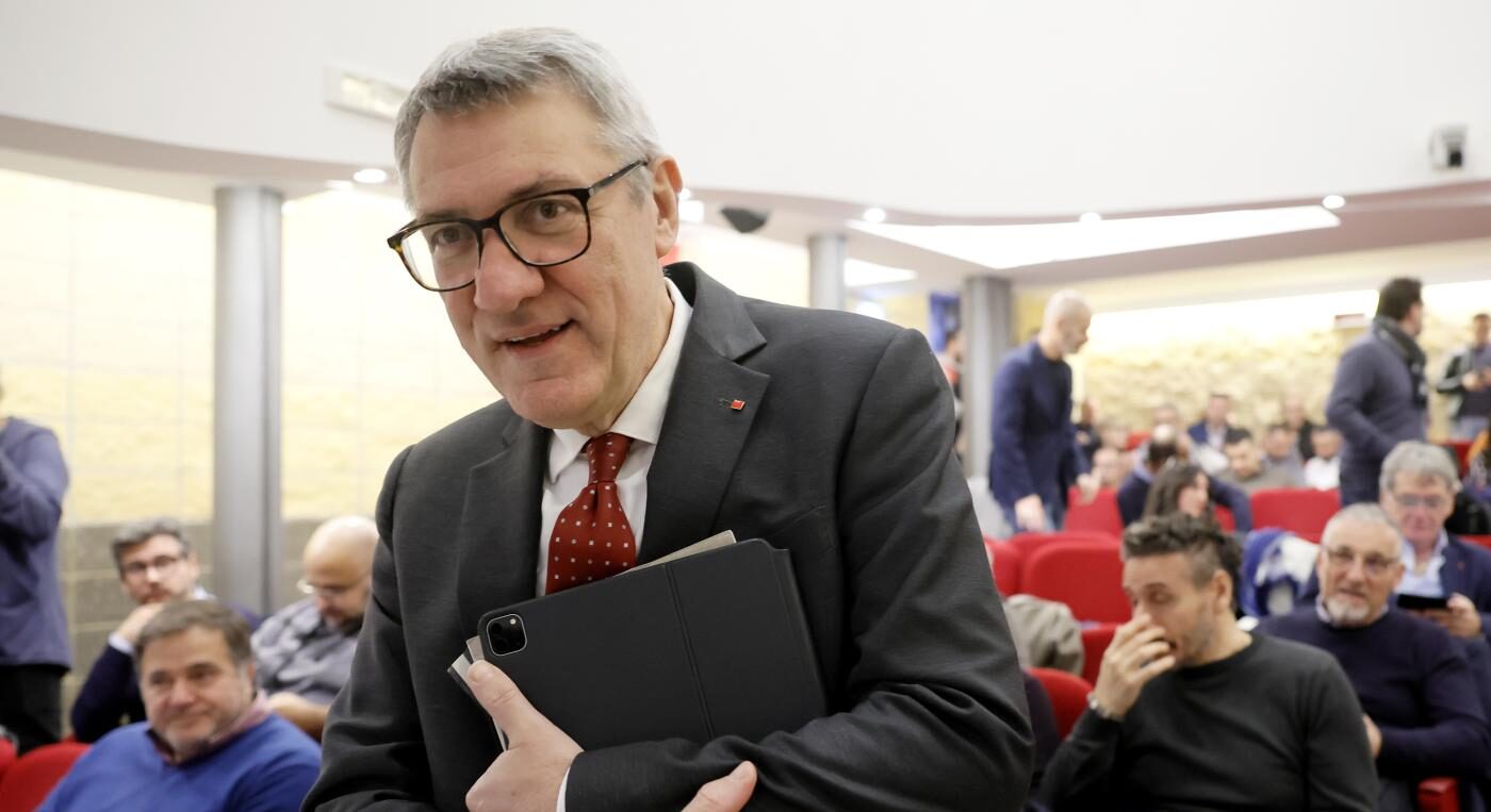 Sinner, Landini: “Con la patrimoniale aiuterebbe il Paese e resterebbe ricco” Sinner, Landini: “Con la patrimoniale aiuterebbe il Paese e resterebbe ricco”