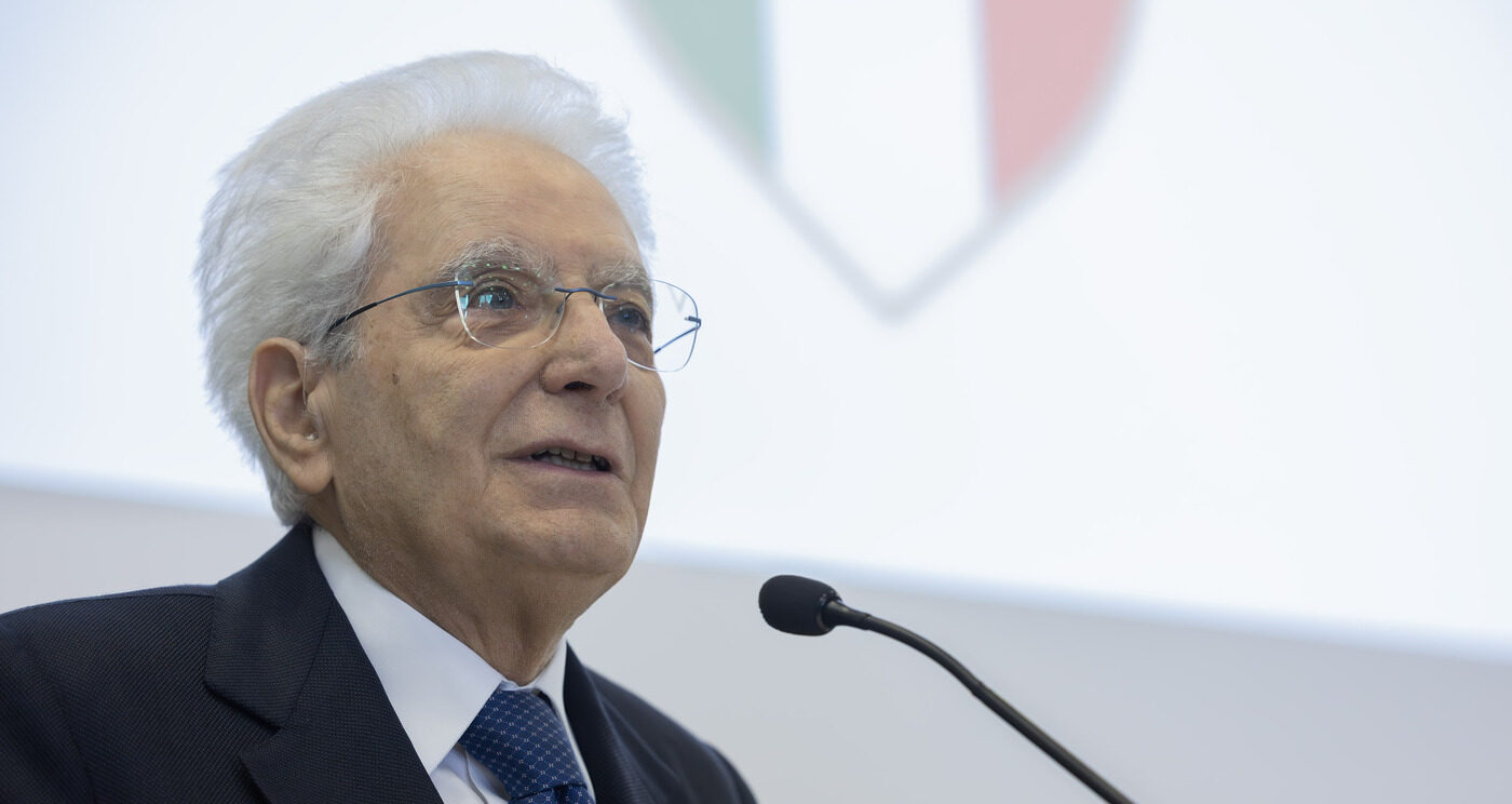 Mattarella a Rebibbia: “Carceri non siano isolate dal mondo esterno” Mattarella a Rebibbia: “Carceri non siano isolate dal mondo esterno”