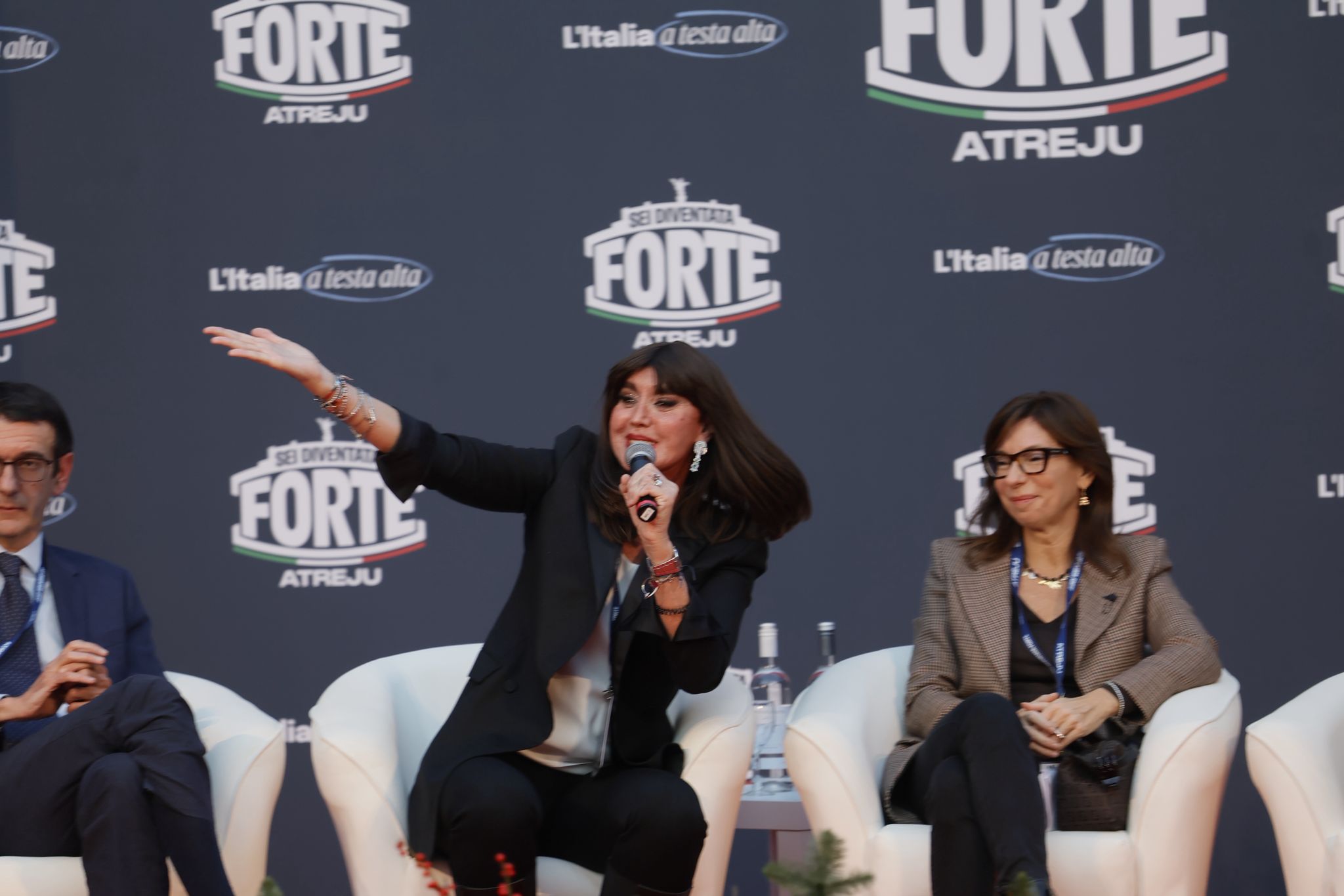 Atreju, Bernini contestata da studenti di medicina per il ‘semestre filtro’ Atreju, Bernini contestata da studenti di medicina per il ‘semestre filtro’