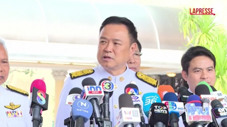 Thailandia, primo ministro scioglie Parlamento: l'annuncio di Anutin Charnvirakul