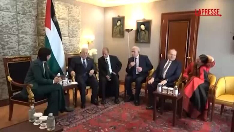 La segretaria del Pd Elly Schlein ricevuta da Abu Mazen a Roma