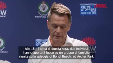 Sparatoria a Bondi Beach, il premier del Nuovo Galles del Sud: "Attacco alla comunità ebraica"