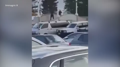 Australia, sparatoria a Bondi Beach durante la festa di Hanukkah