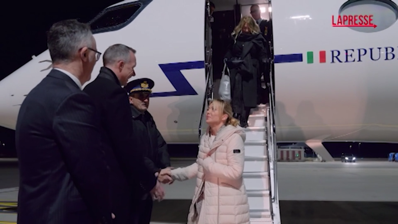 Ucraina, l'arrivo di Meloni a Berlino per il vertice su Kiev