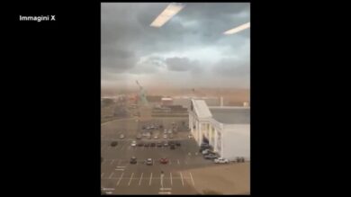 Brasile, vento forte a Guaíba: crolla replica della Statua della Libertà