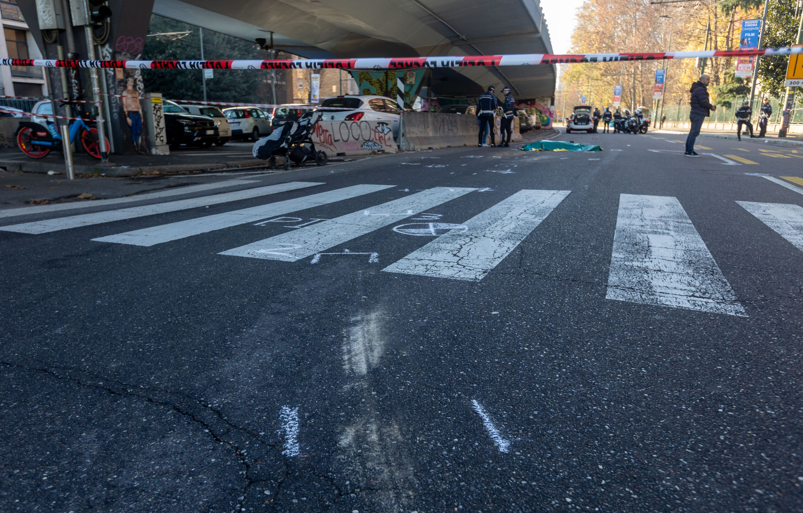 Savona, travolta da un tir: muore ragazza di 22 anni