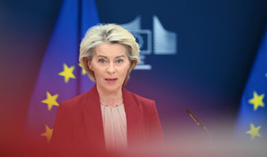 Antisemitismo, von der Leyen: “Non ha posto in Europa, notte buia intorno a noi”