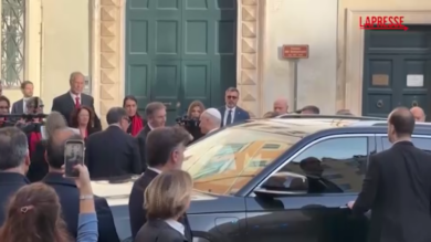 Papa Leone alla Biblioteca del Senato: il pontefice accolto da La Russa