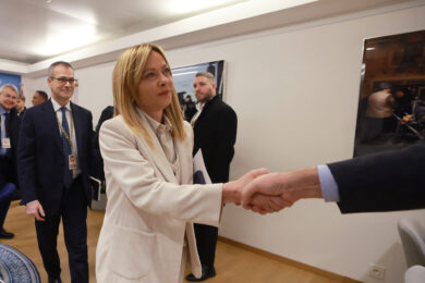 Meloni al Consiglio Europeo, riunione con i ‘falchi’ sui migranti