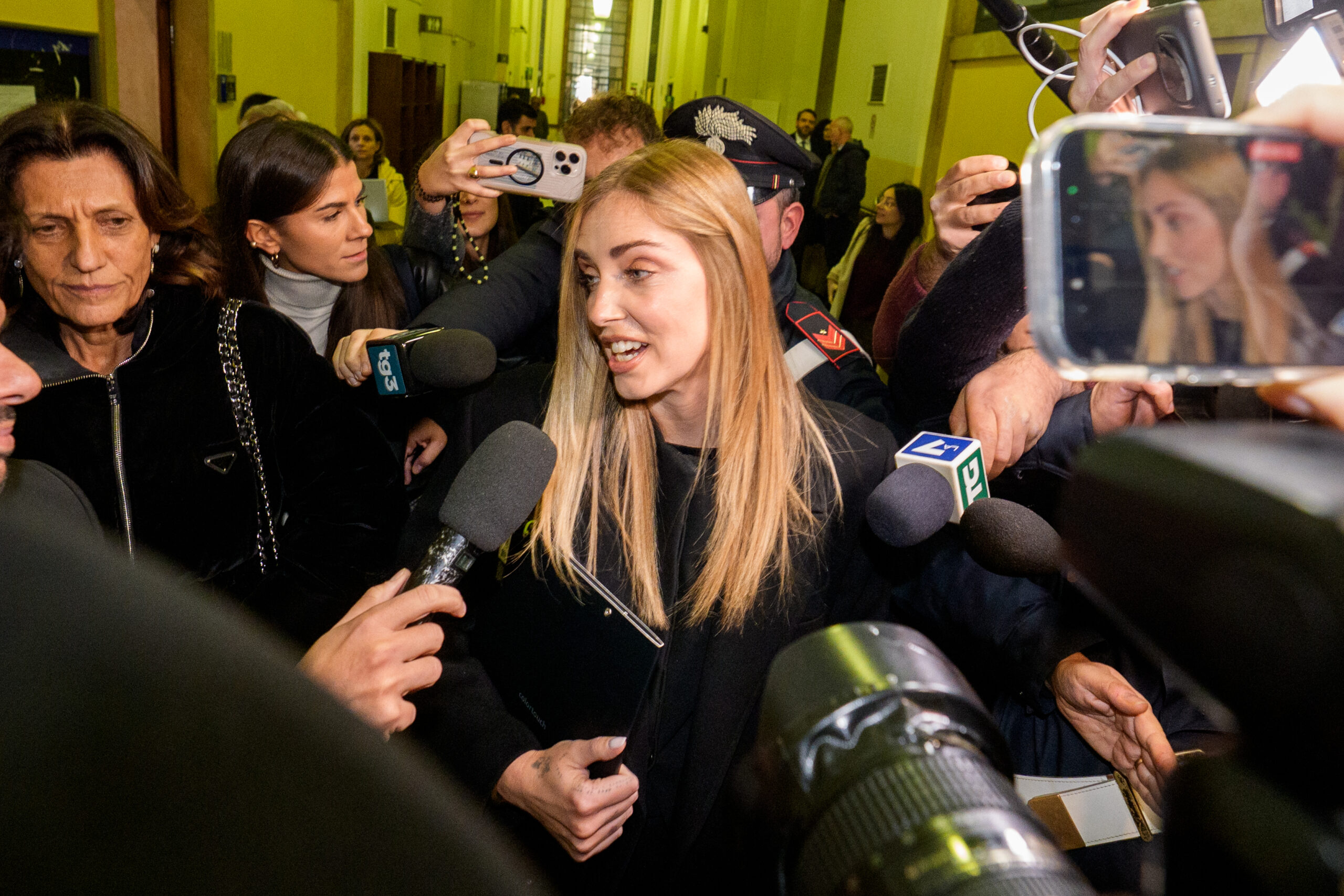 Chiara Ferragni, per pandoro gate rischia un anno e 8 mesi: parla la difesa Chiara Ferragni, per pandoro gate rischia un anno e 8 mesi: parla la difesa