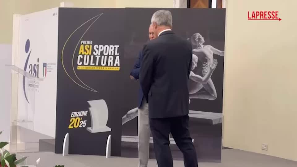 Calcio, Ranieri ricorda la cavalcata del Leicester: "Non pensavo di poter vincere la Premier"