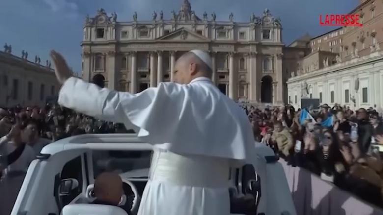 Papa Leone XIV, l'arrivo a San Pietro per l'ultima udienza giubilare