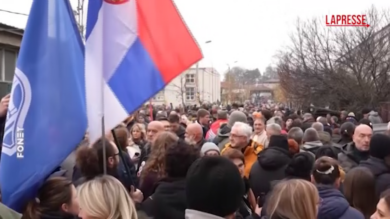 Serbia, studenti e professori in piazza a Novi Pazar contro il governo