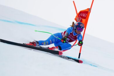Sofia Goggia vince il SuperG in Val d’Isere: primo successo della stagione