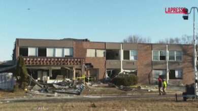 Usa, 2 morti nell'esplosione di una casa di riposo in Pennsylvania: le immagini