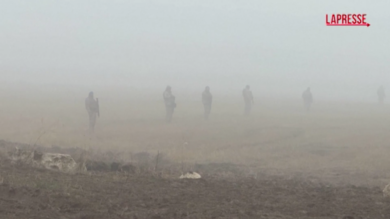 Incidente aereo in Turchia, morto il capo dell’esercito libico: soccorritori al lavoro