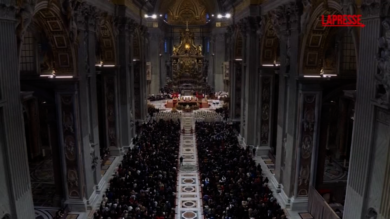 Papa Leone XIV alla sua prima messa di Natale: "Come non pensare a Gaza"