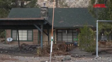 California, inondazioni e smottamenti dopo forti piogge: i danni a Wrightwood