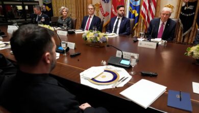 Ucraina, Zelensky vede Trump domenica. Il presidente Usa: “Non ha nulla finché non lo approvo io”