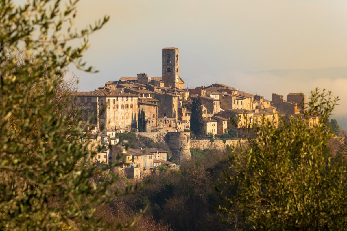 Capodanno, a Colle di Val d’Elsa il ‘biglietto sospeso’ per lo spettacolo di Giobbe Covatta