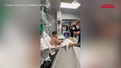 Roma: "È arrivato il cuore", la gioia del piccolo paziente del Bambino Gesù