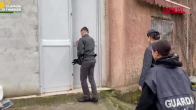 Capodanno 2026, 120mila fuochi d’artificio in depositi clandestini a Messina: un arresto