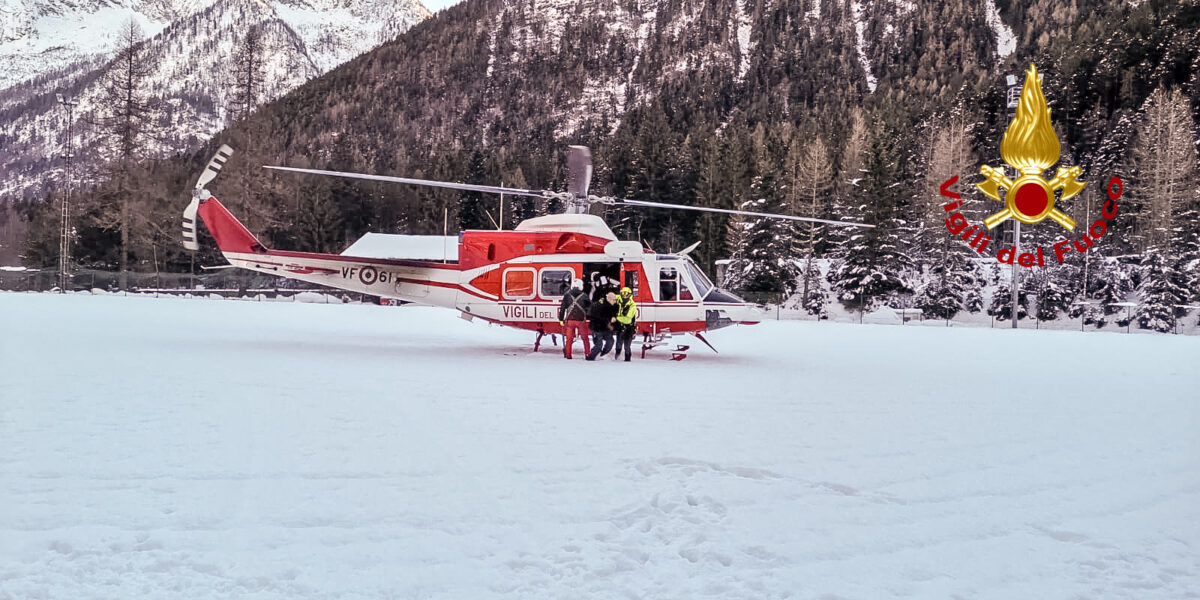 Macugnaga, incidente in funivia: 4 feriti, evacuate le persone bloccate Macugnaga, incidente in funivia: 4 feriti, evacuate le persone bloccate