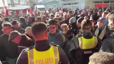 Germania, maxi furto in banca da 34 milioni: clienti disperati a Gelsenkirchen