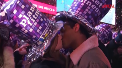 Capodanno 2026, il momento della mezzanotte a New York