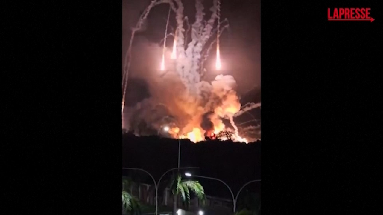 venezuela esplosioni anche nella citt224 di higuerote l attacco ripreso da un appartamento da Lapresse.it venezuela esplosioni anche nella citt224 di higuerote l attacco ripreso da un appartamento