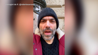 Venezuela, Saviano: "Mossa Trump è geopolitica, petrolio e droga non c'entrano"