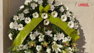 Crans-Montana, ai funerali di Riccardo Minghetti i compagni di scuola: “Mai più episodi così”