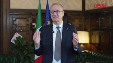 Tricolore, Valditara: "Se ne abbia cura nelle scuole"