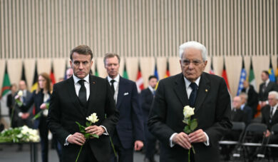 Crans-Montana, oggi l’interrogatorio dei coniugi Moretti. In Svizzera lutto nazionale – La diretta