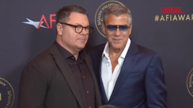 AFI Awards, parata di stelle sul red carpet: da George Clooney a Emma Stone