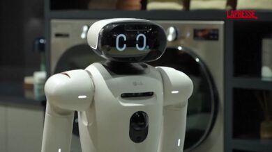 Ecco CLOiD, il robot maggiordomo che sbriga le faccende domestiche