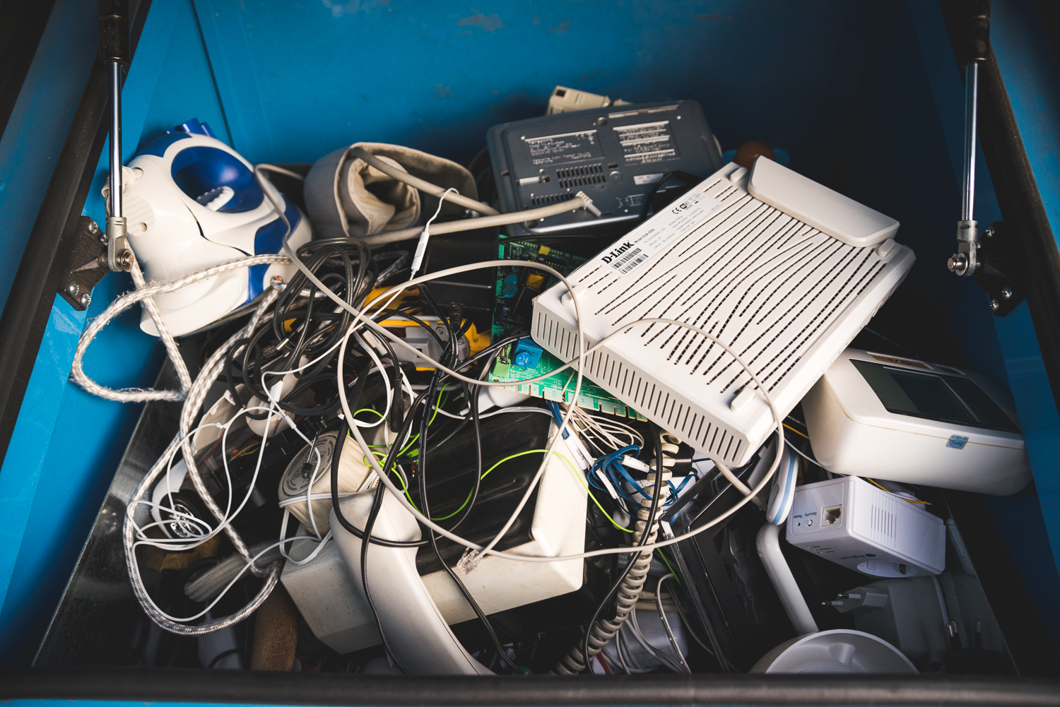 rifiuti elettronici obiettivo di raccolta ue ancora lontano per l8217italia da Lapresse.it rifiuti elettronici obiettivo di raccolta ue ancora lontano per l8217italia