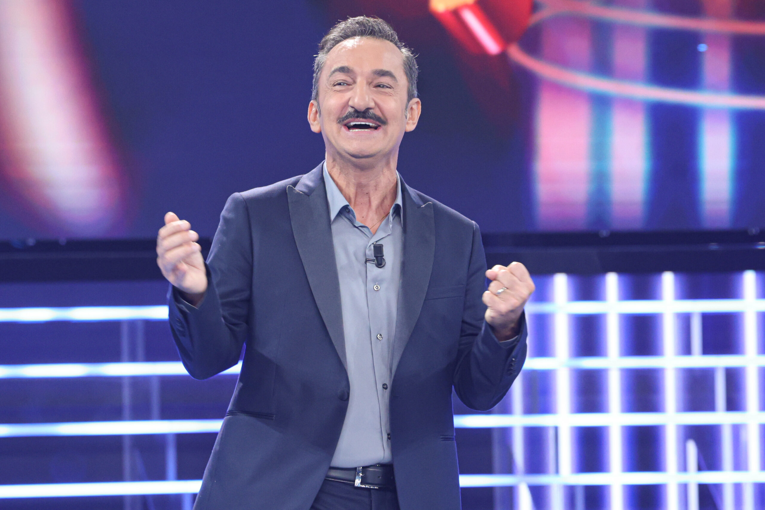 Tali e Quali 2026, Totti tra i giudici nella puntata del 16 gennaio Tali e Quali 2026, Totti tra i giudici nella puntata del 16 gennaio