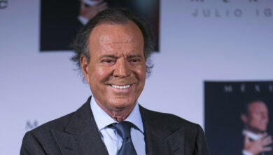 Julio Iglesias accusato di aggressione sessuale da due donne