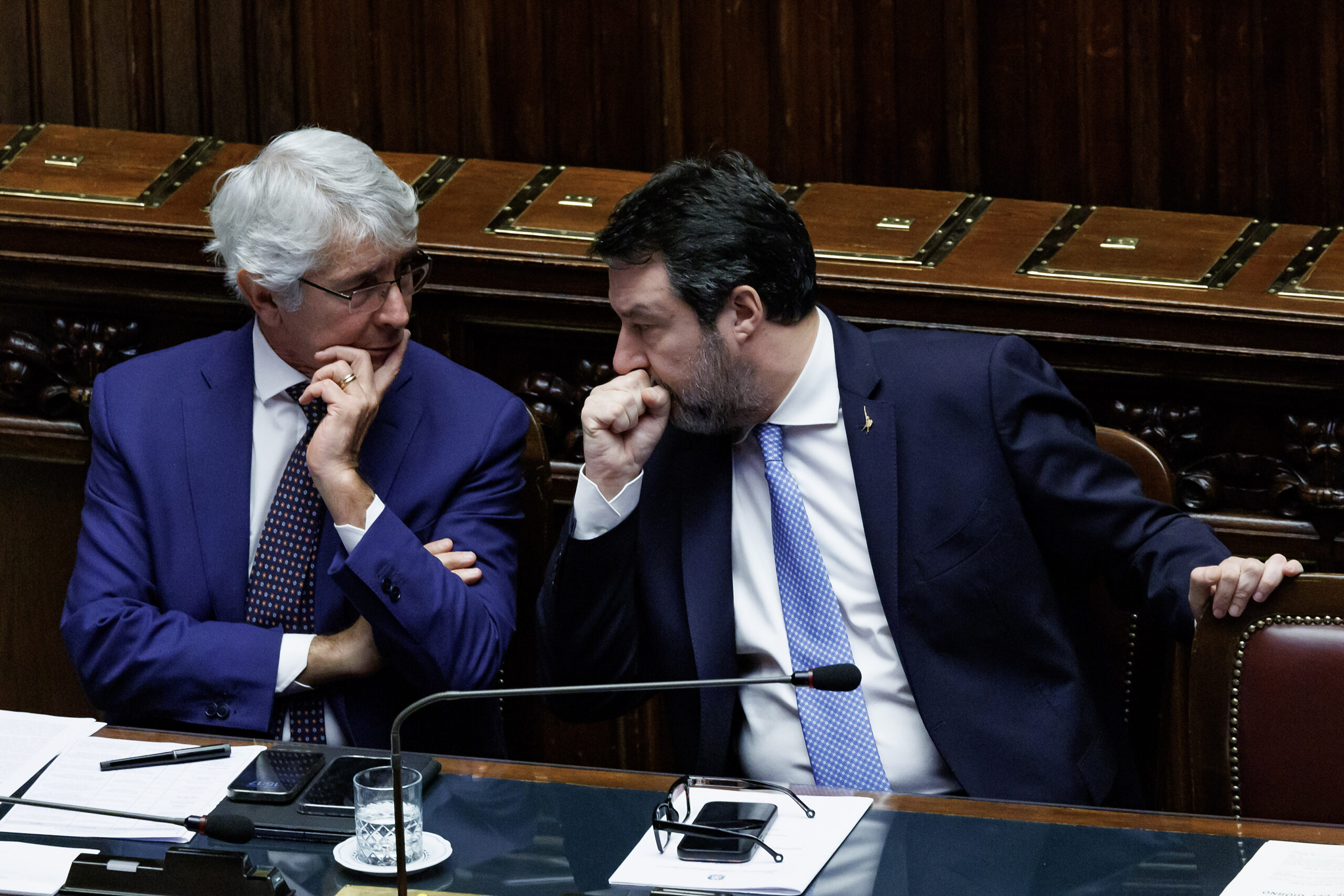 Milano Cortina 2026: caso tedofori, il diktat di Salvini e Abodi: “Coinvolgere gli atleti” Milano Cortina 2026: caso tedofori, il diktat di Salvini e Abodi: “Coinvolgere gli atleti”