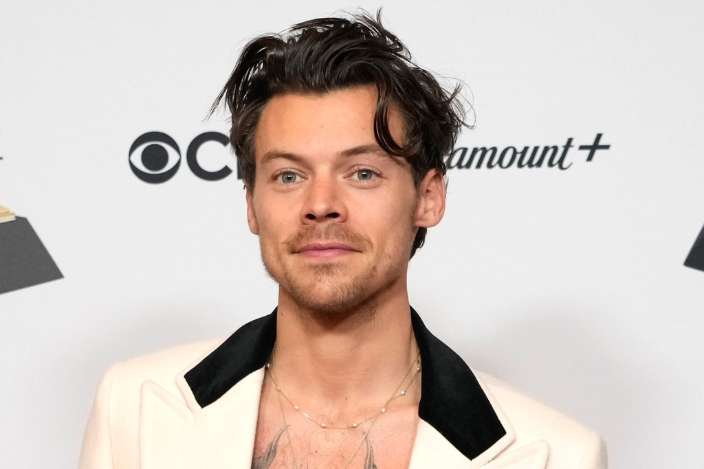 Harry Styles, nuovo album in arrivo: Kiss All The Time. Disco, Occasionally