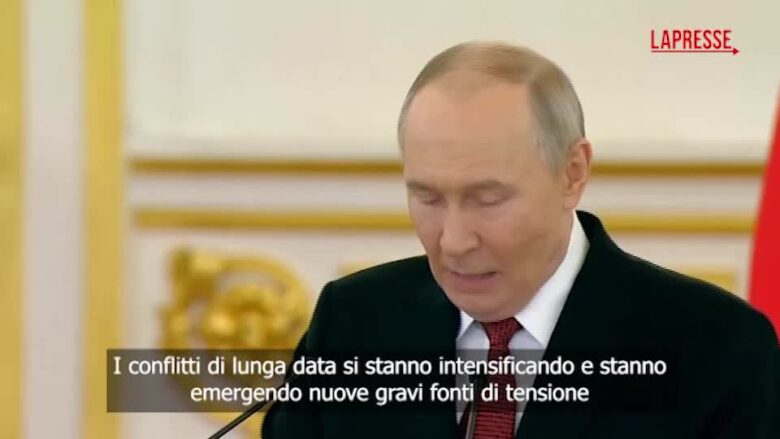 Ucraina, Putin: "Kiev capisca che vogliamo pace duratura per sicurezza di tutti"