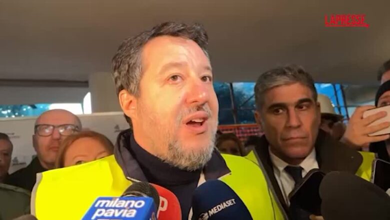 Rapinatore ucciso a Lonate Pozzolo, Salvini: "Abbraccio ragazzo che ha difeso se stesso e sua famiglia"