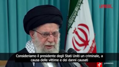 Iran, Khamenei accusa Trump: "E' un criminale, è intervenuto nelle rivolte"