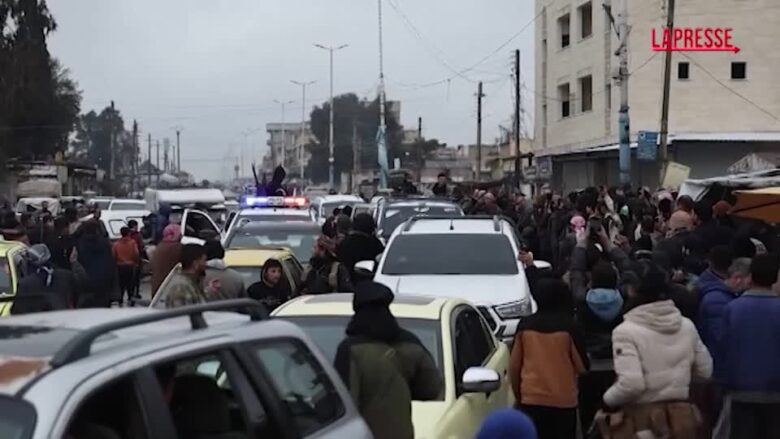 Siria, l'entrata dell'esercito a Tabqa