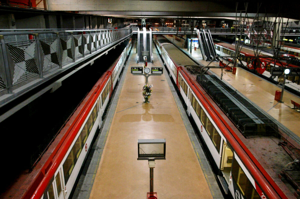 Spagna, deragliano due treni vicino Cordova: 5 vittime e feriti, Alta Velocità bloccata tra Madrid e ...