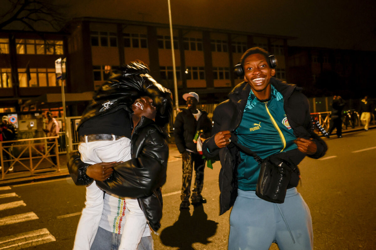 Galleria foto 'Senegal campione d’Africa: festeggiamenti per le strade di Torino' - foto 10