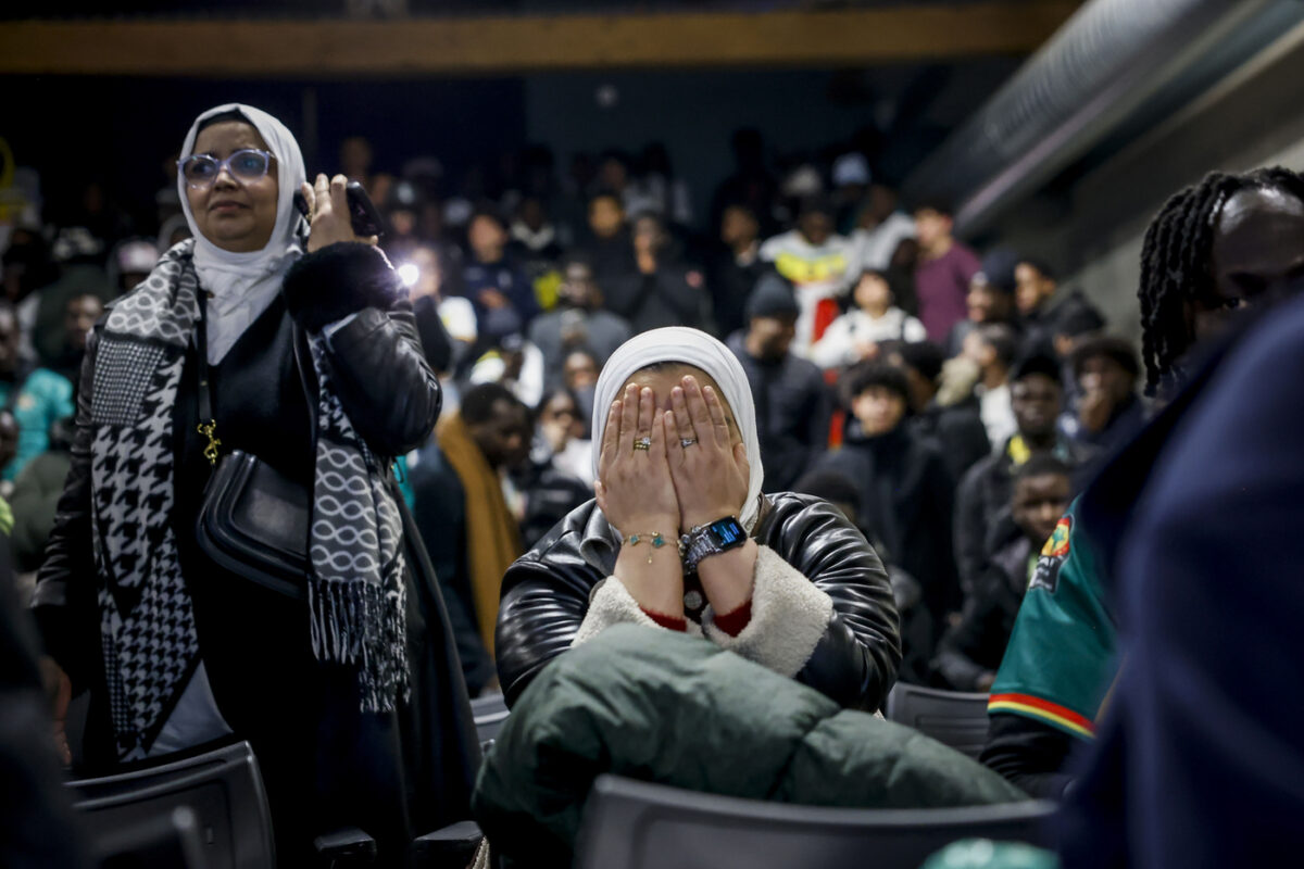 Galleria foto 'Senegal campione d’Africa: festeggiamenti per le strade di Torino' - foto 12